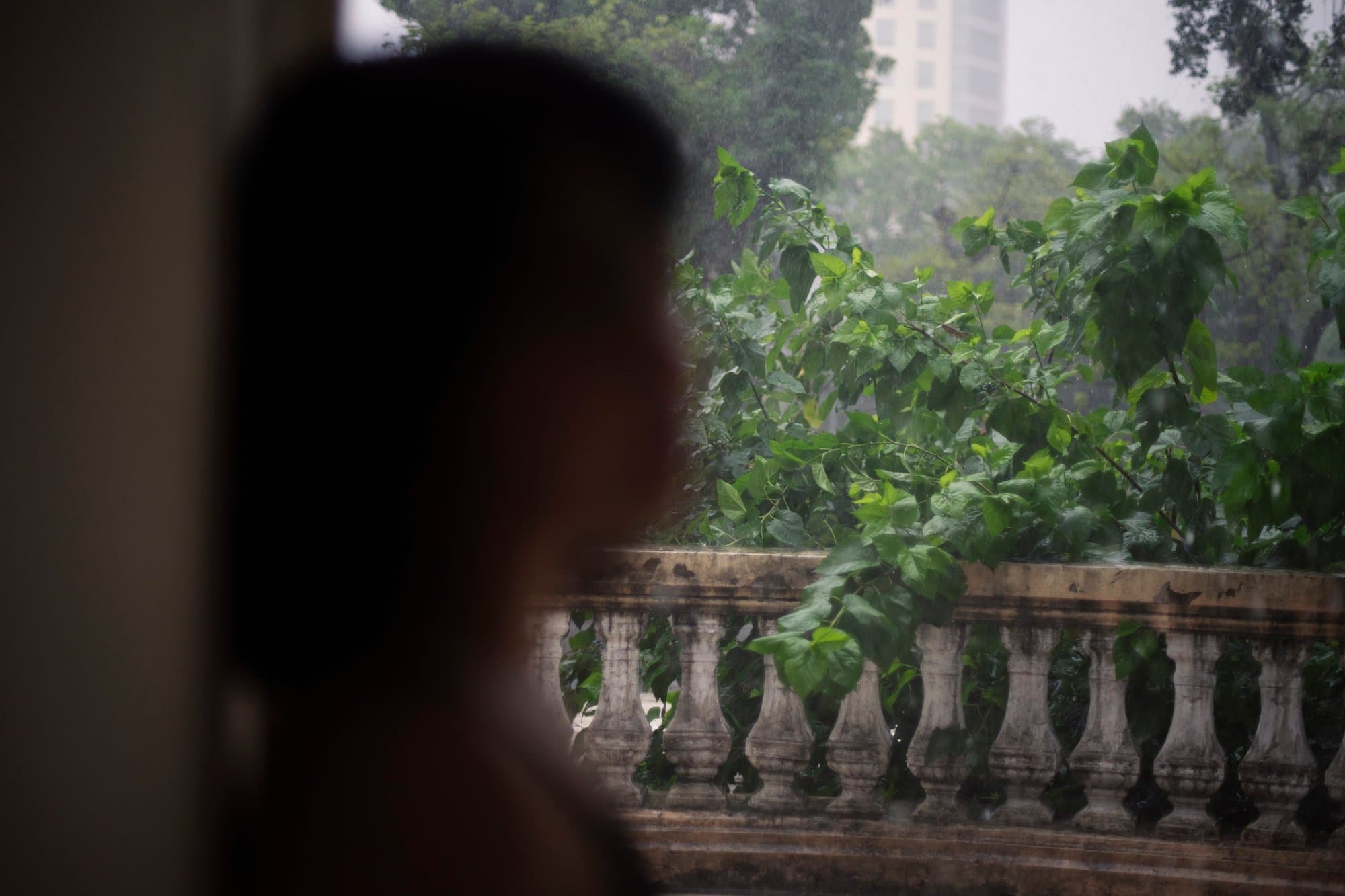 Wedding couple rainy day
